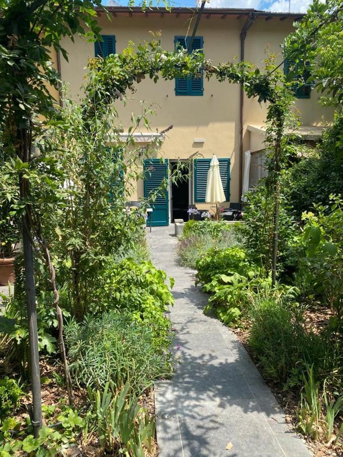 Charming Apt In San Frediano Florença Exterior foto
